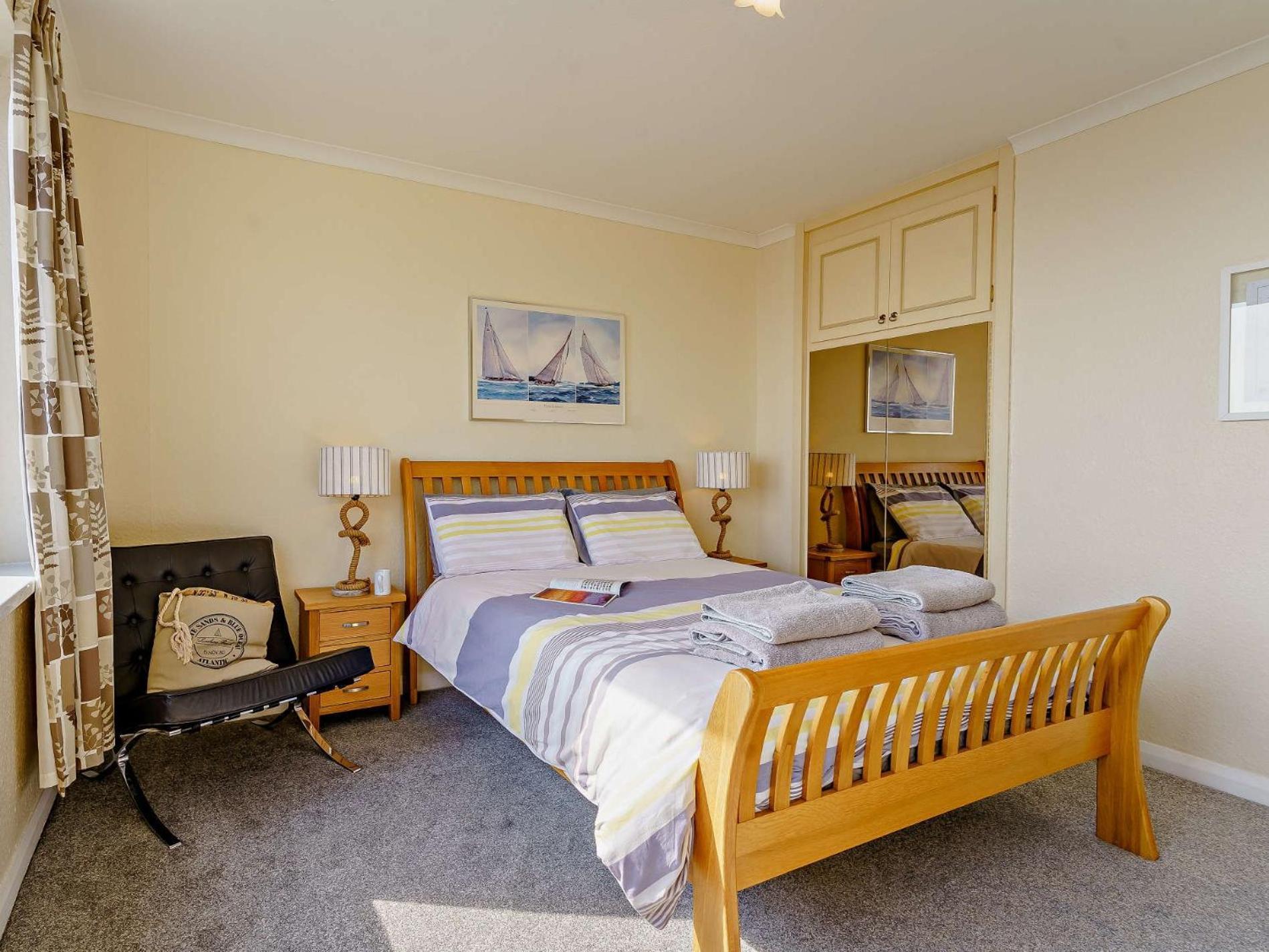 2 Bed In Saundersfoot 74356 Apartment Екстериор снимка