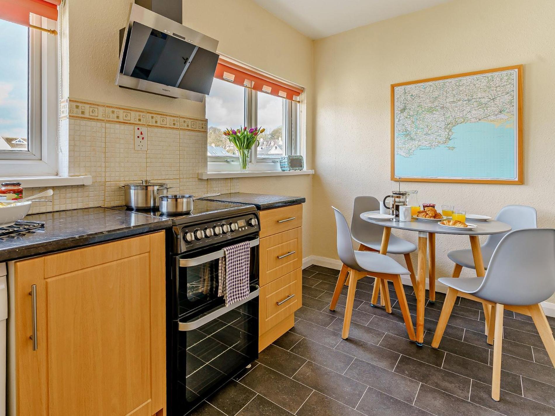 2 Bed In Saundersfoot 74356 Apartment Екстериор снимка