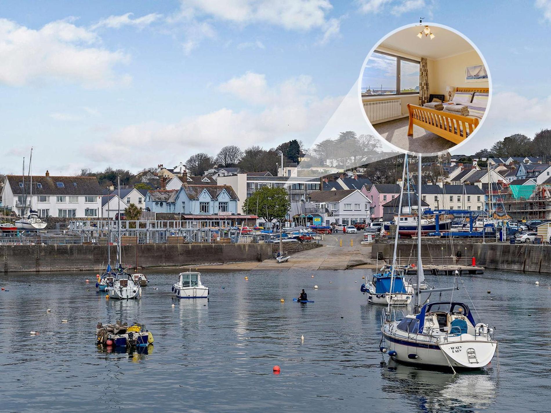 2 Bed In Saundersfoot 74356 Apartment Екстериор снимка